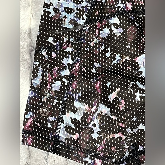 LULULEMON What The Sport Short Size 4 - Picture 6 of 6